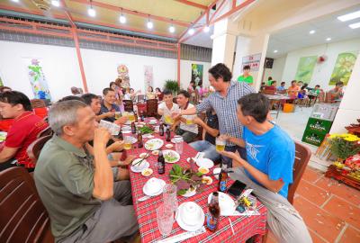 Slogan Dê Núi Đôi: “NGON DO BÍ QUYẾT - TỐT VÌ CHỮ TÂM”