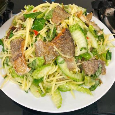 Gỏi xoài khô các sặc