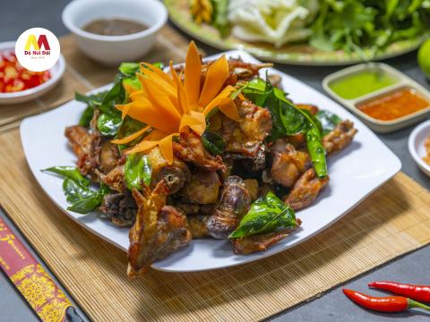 Không gian CN5 - Nhà Hàng Núi Đôi 5