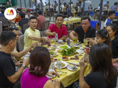 Không gian CN5 - Nhà Hàng Núi Đôi 5