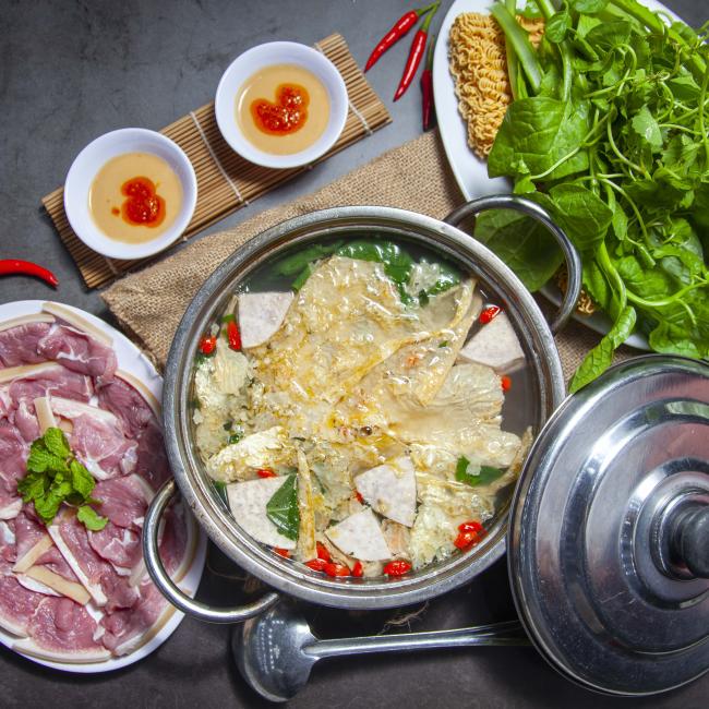 Lẩu dê thuốc bắc